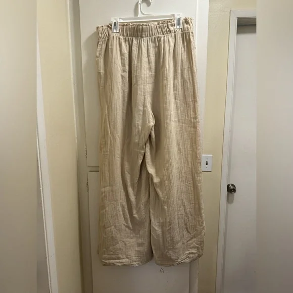 Gap Crinkle Gauze Wide Leg Pants | Size: Large - Picture 2 of 3